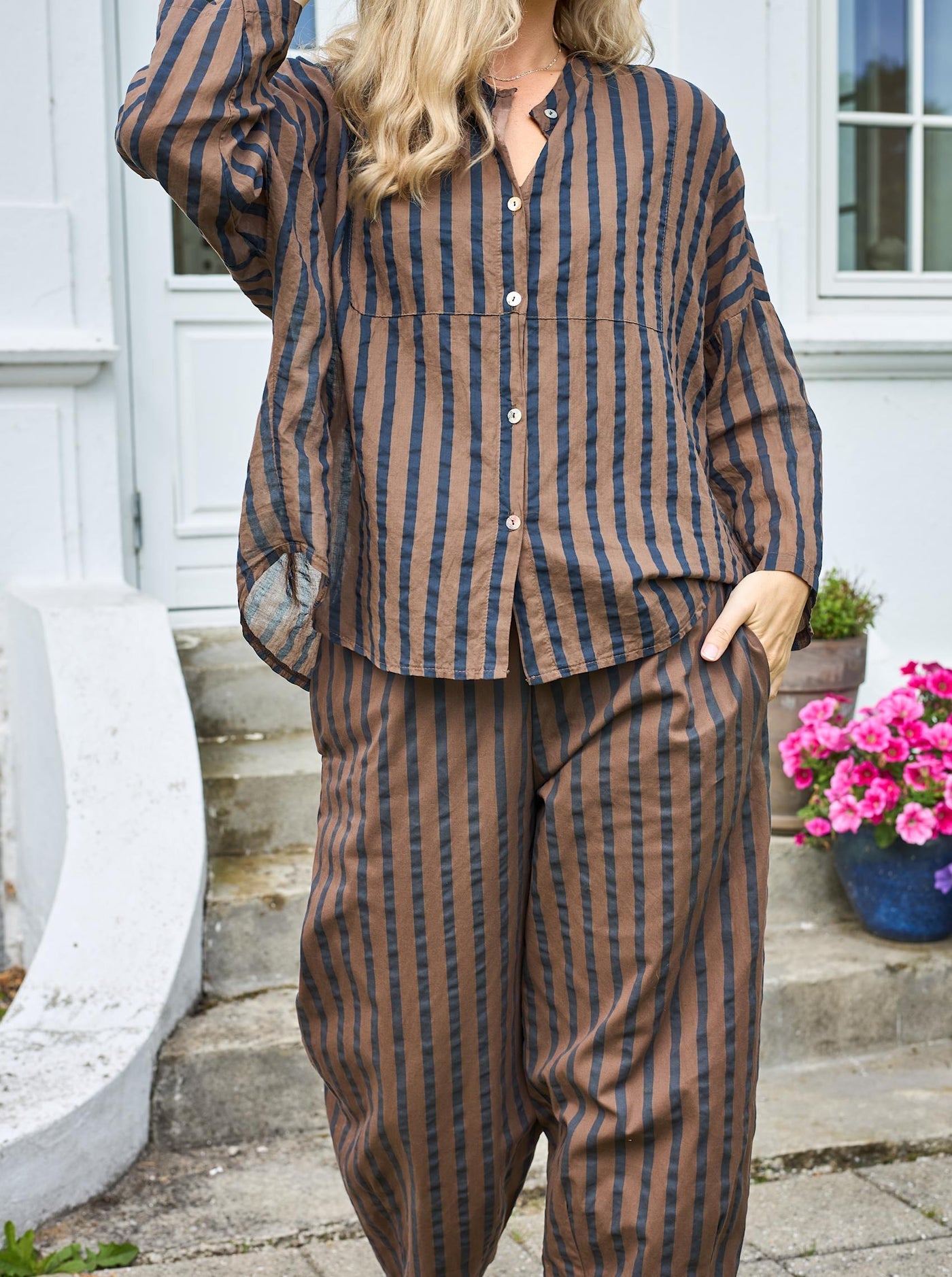 BCBetsy Striped Onesize Shirt