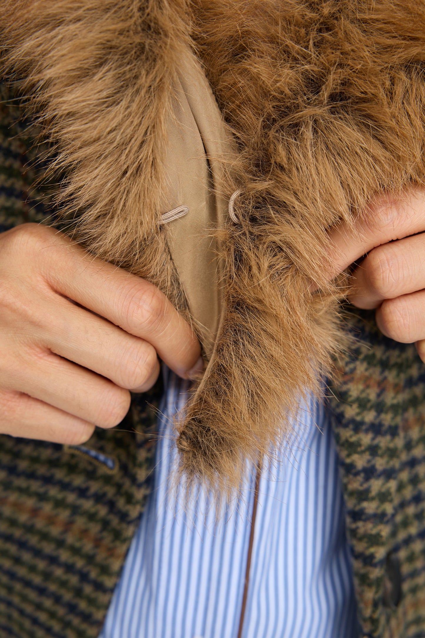 VOIDA Faux Fur Collar Camel