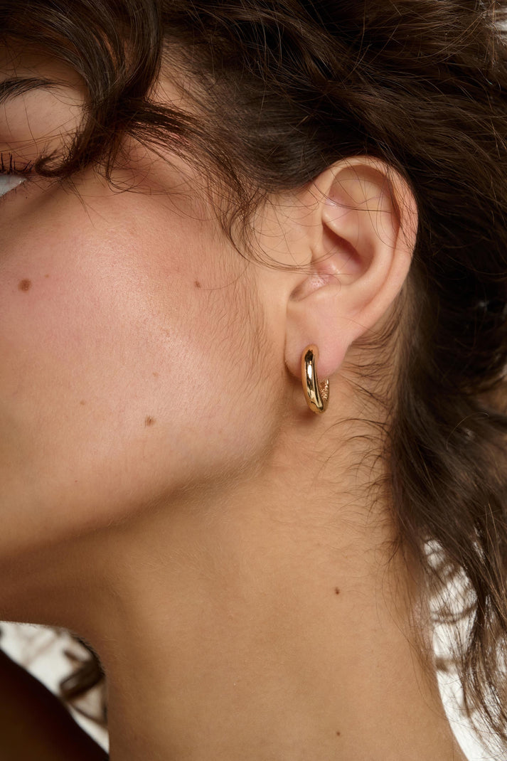 Shade Hoop Earrings Medium