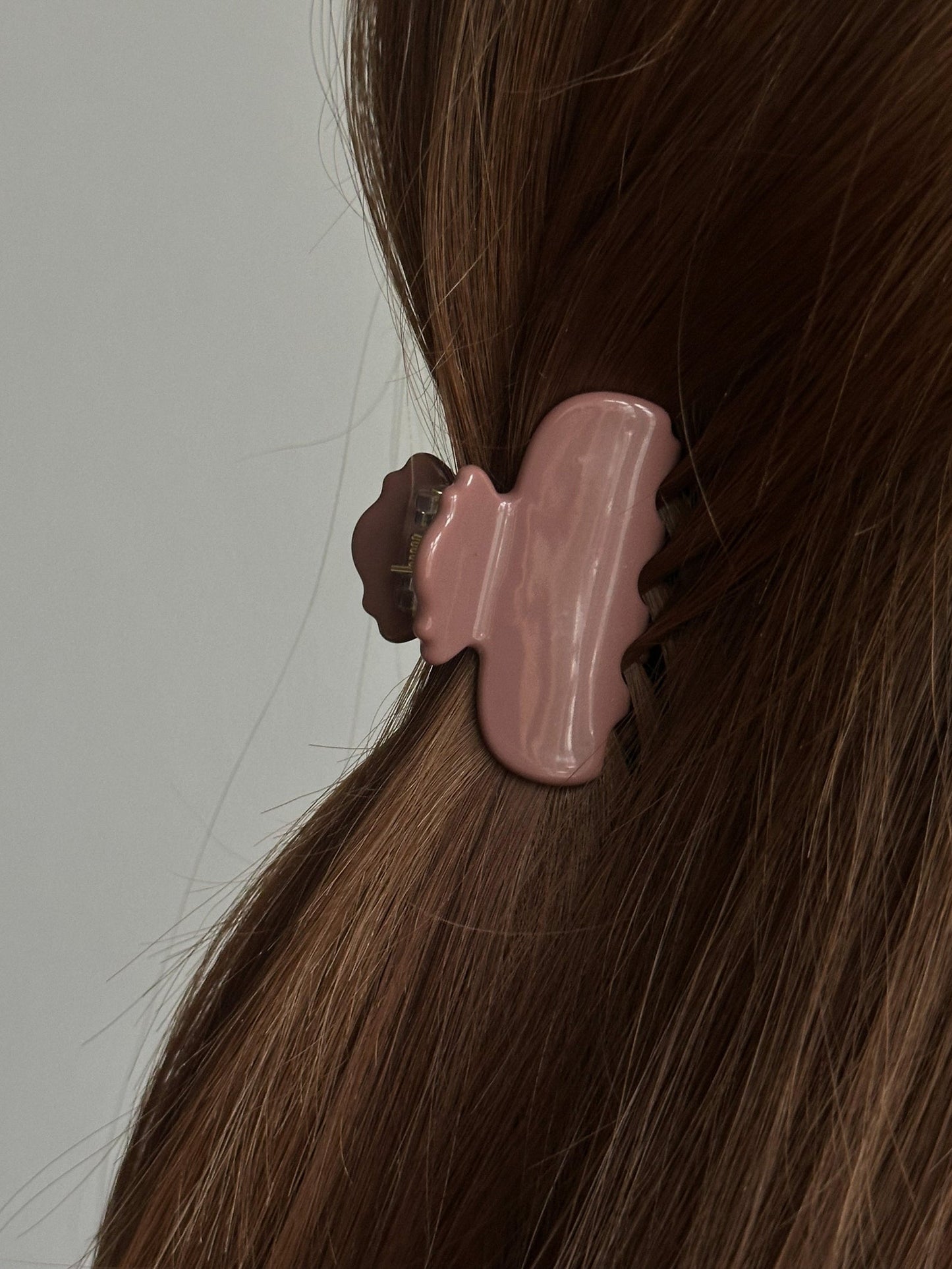 Petite Eleanor Hair Claw