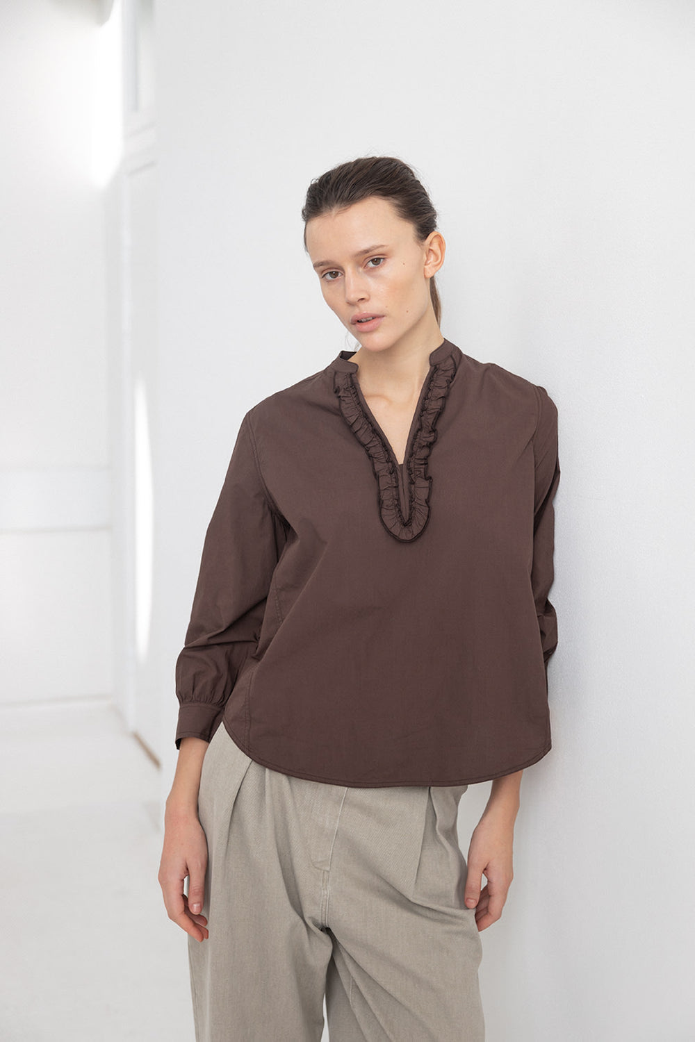 Havanna Cotton Shirt with Frill Coffee