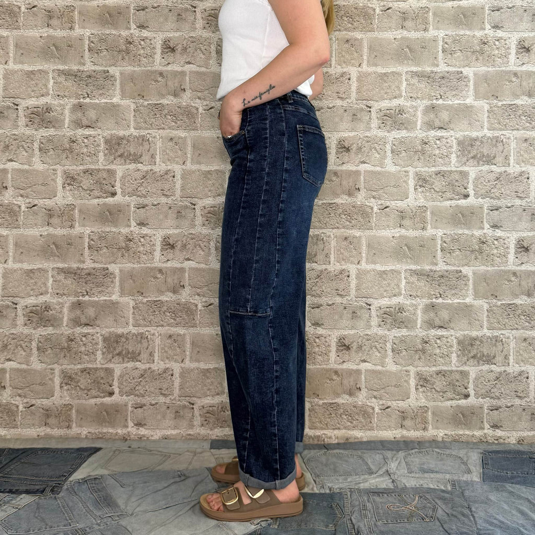 Mowita Barrel Leg Jeans