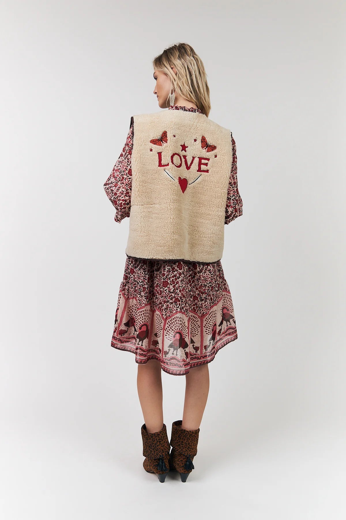 JaceLL LOVE Embroidered Teddy Vest Beige