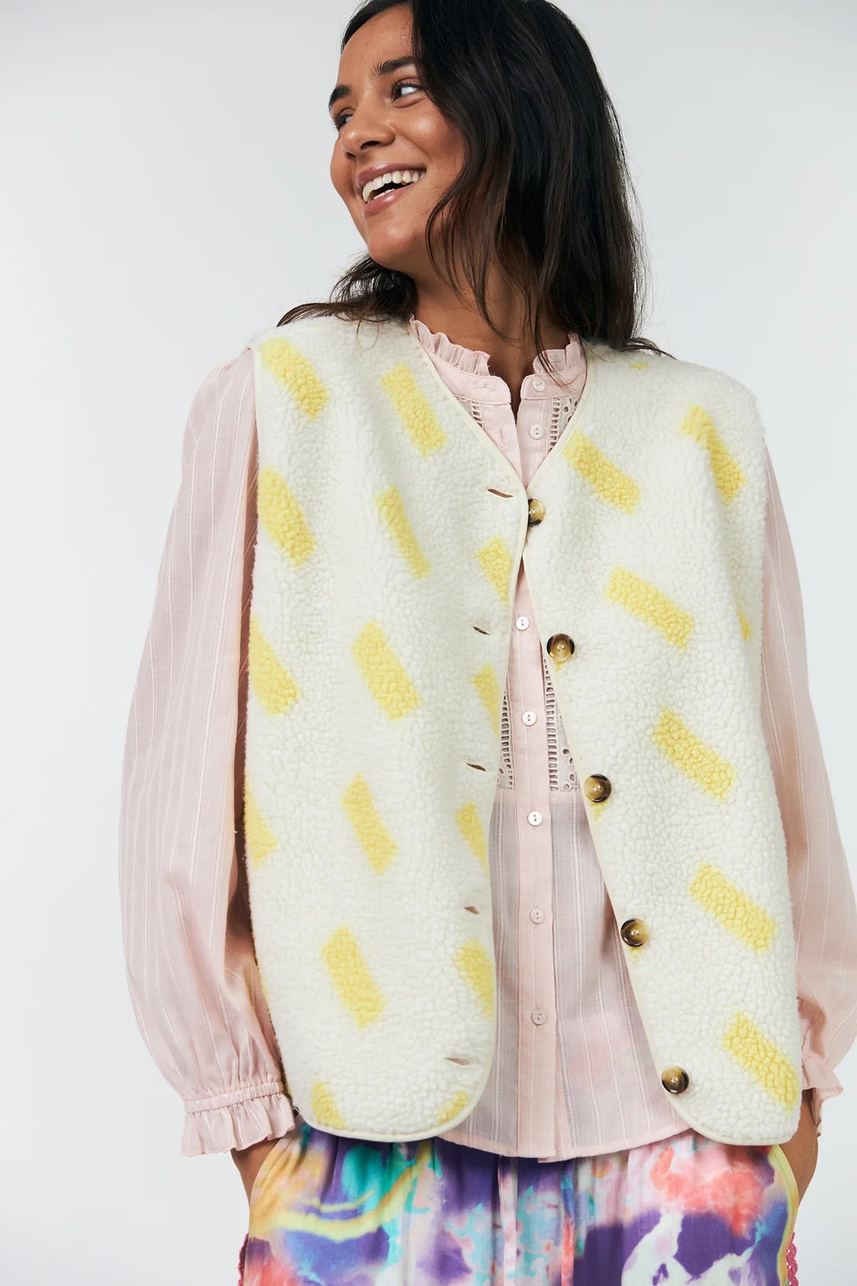 JaceLL Faux Shearling Vest Light Yellow