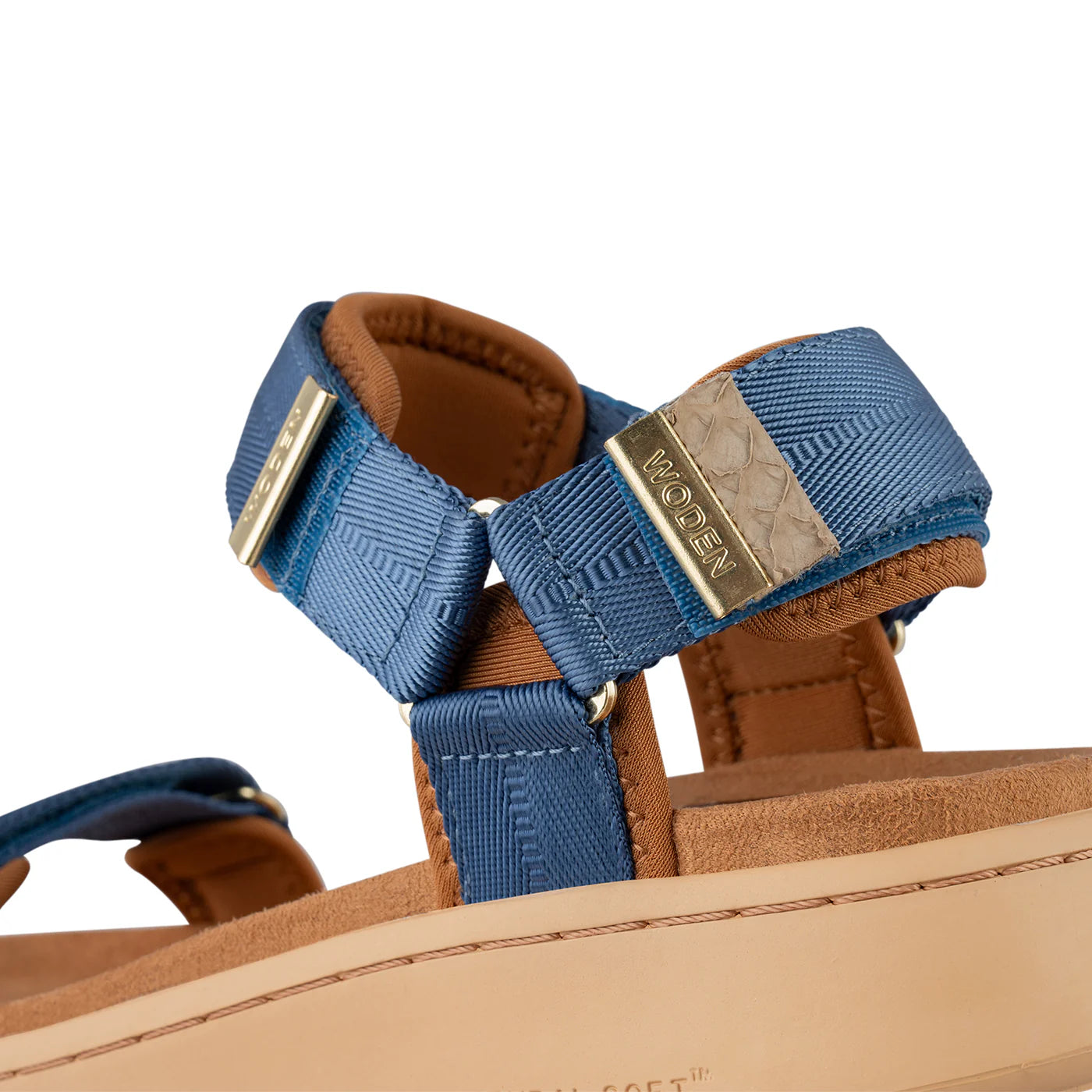Line Strap Sandal