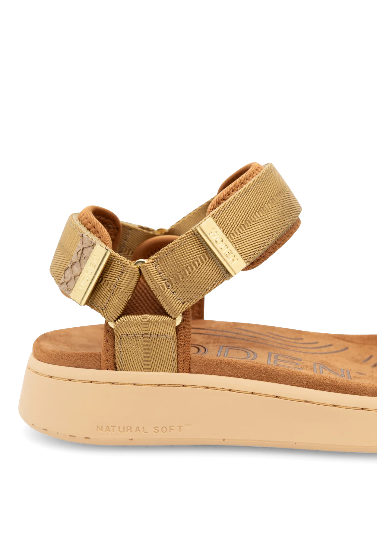 Line Strap Sandal