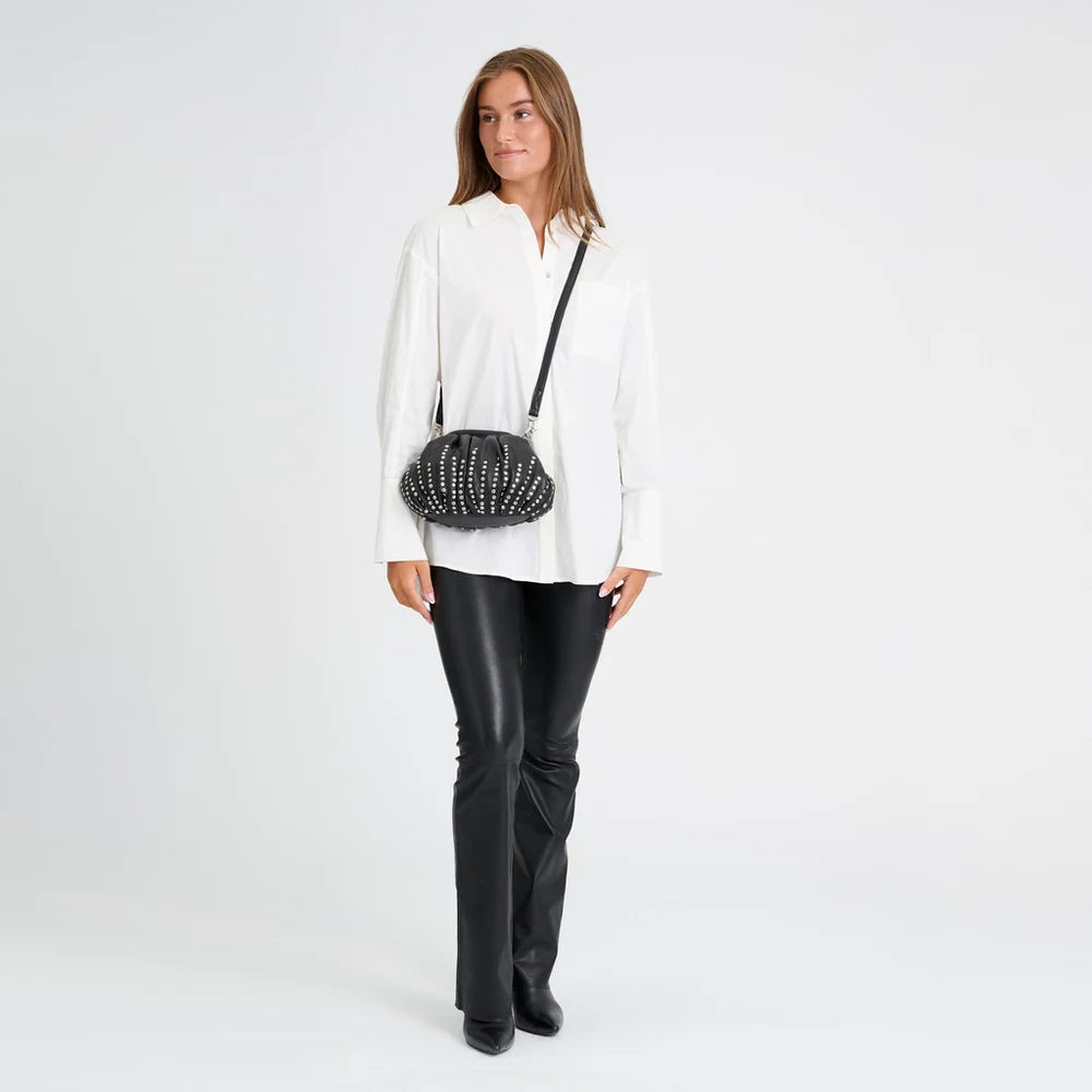 17358 - Santa Clara Studded Clutch Black