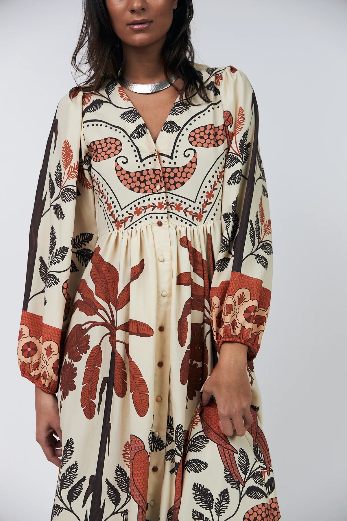 SaraiLL Artistic Printed Dress   Creme