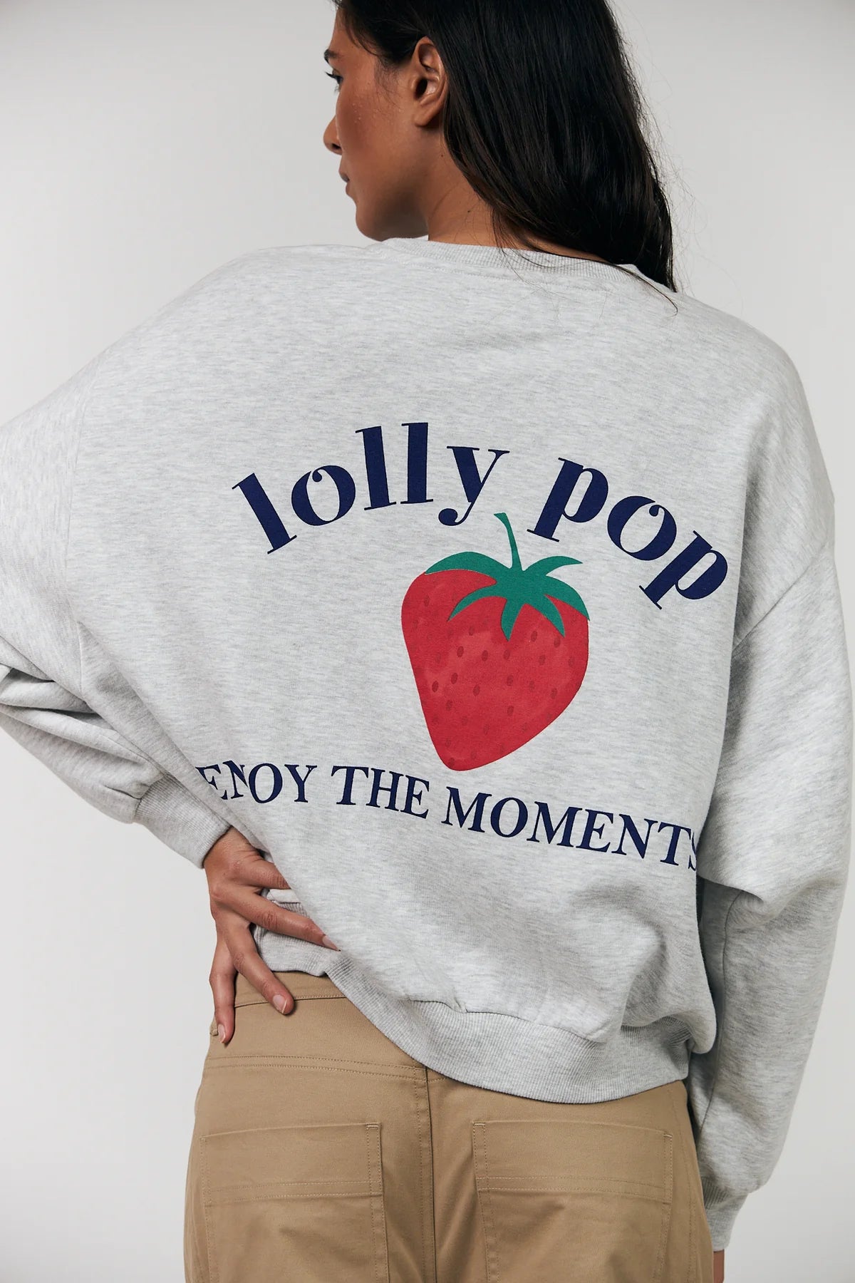 SydneyLL Strawberry Sweatshirt Light Grey