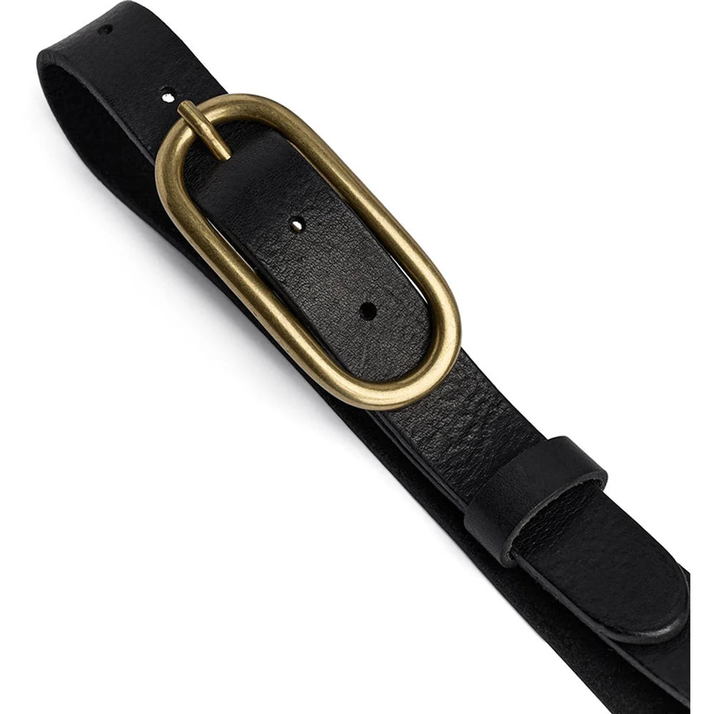 16086  Timeless narrow belt in delicious leather quality