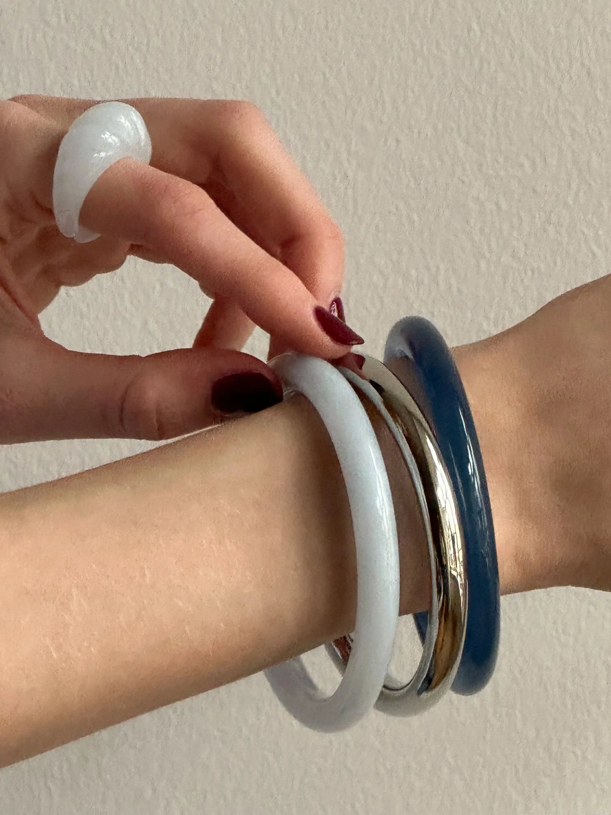 Ray Bangle in Silver Plating 65CM
